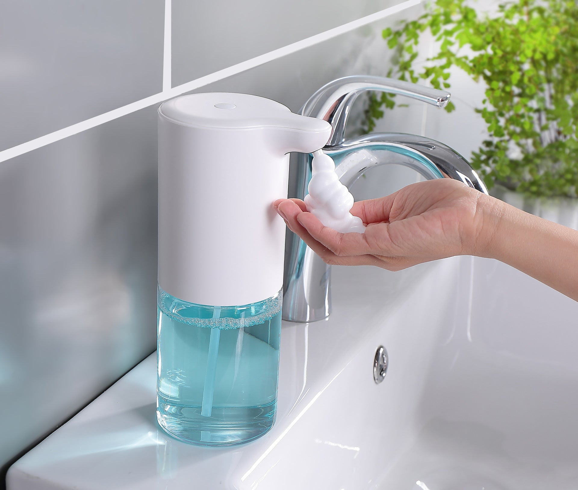Automatic Induction Foam Soap Dispenser – Touchless Smart Hand Sanitizer Dispenser